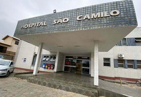 Todos os pacientes internados na UTI do Hospital São Camilo não tomaram a vacina contra a covid-19
