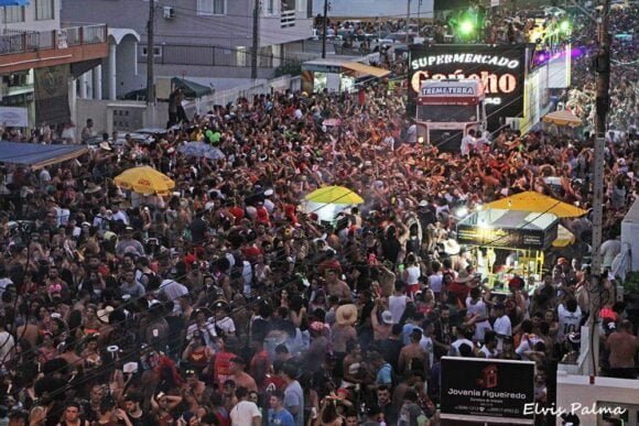 Domingo de Carnaval terá Bloco da Pracinha como principal atração em Laguna