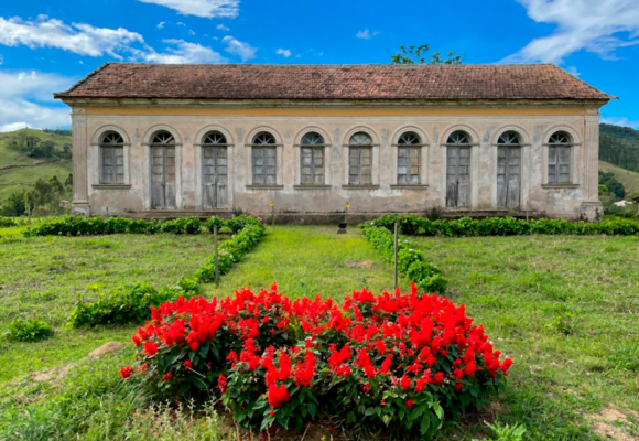 Casa dos Arcos, em Pedras Grandes, vai virar centro cultural e de eventos