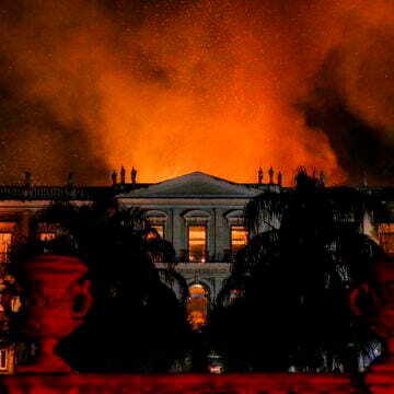 Memórias queimadas, passado dizimado Memórias queimadas, passado dizimado