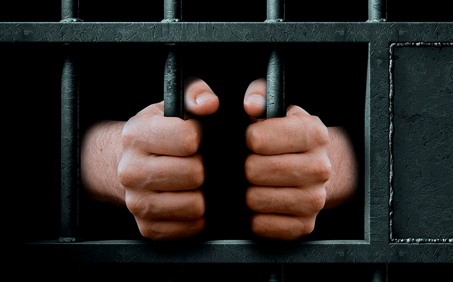 Homem é preso após ser condenado por estupro contra a própria filha, em Imaruí