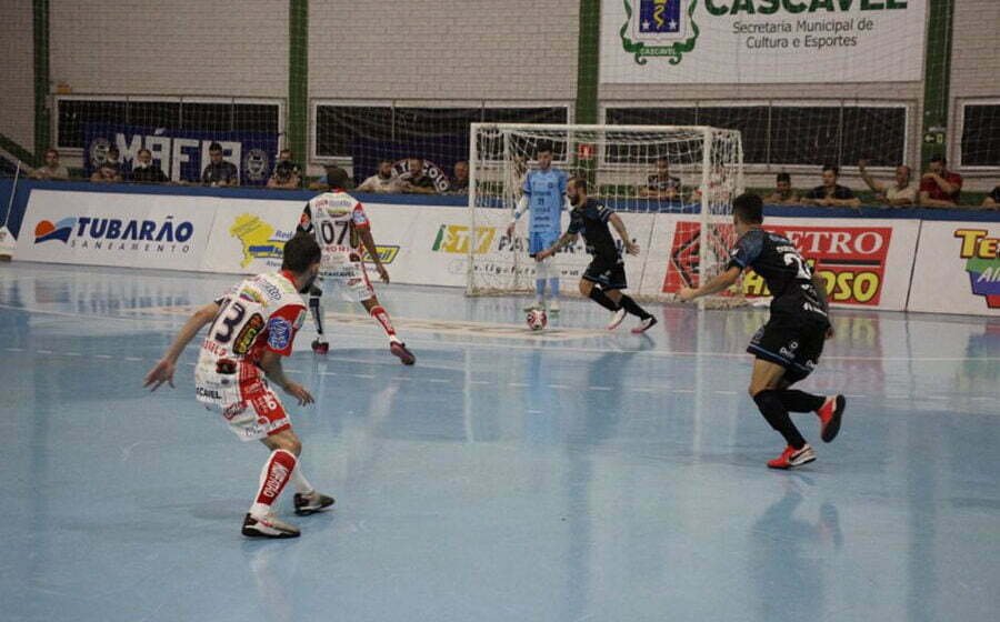Tubarão Futsal sofre goleada fora de casa e é eliminado da Liga Nacional