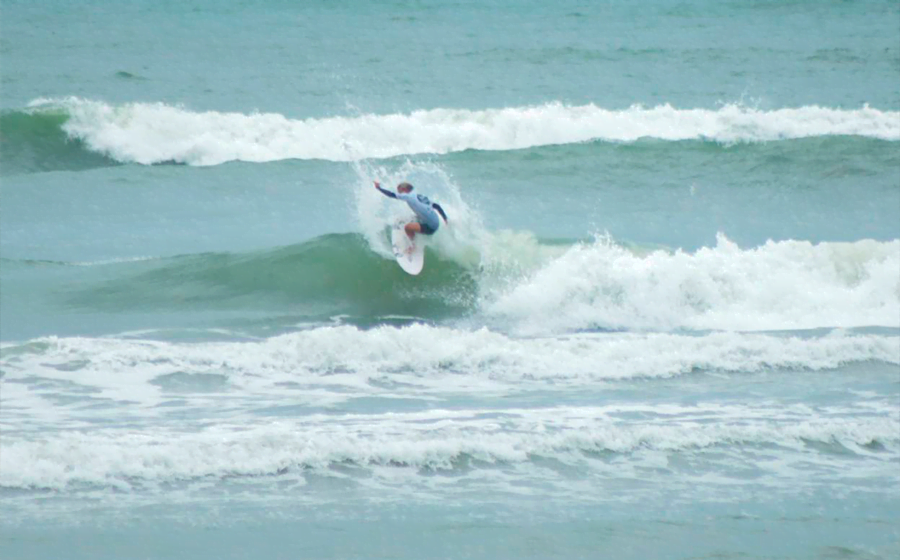 Nova geração do surf se consagra campeã em Laguna