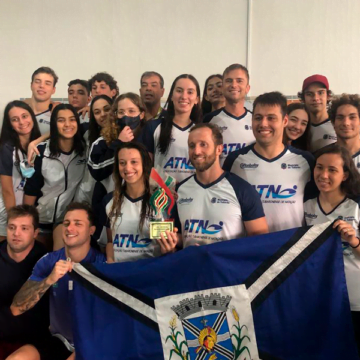 Equipe tubaronense de natação garante oito medalhas no Jasc Equipe tubaronense de natação garante oito medalhas no Jasc