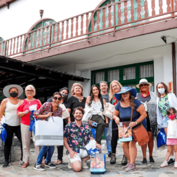 Colunista joivilense Rosilene Bejarano realiza encontro de fim de ano da ABRAMECOM