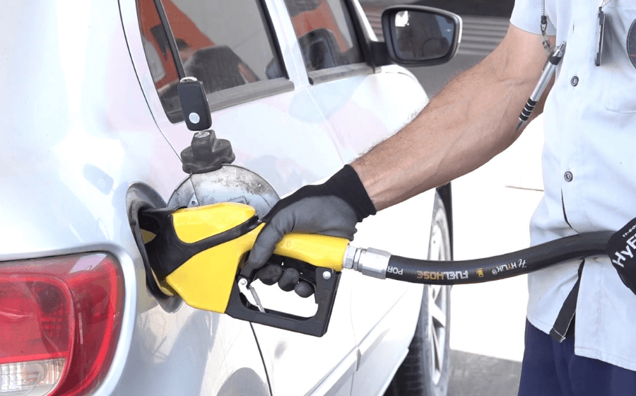 Petrobras anuncia aumento nos preços da gasolina e do diesel a partir de amanhã (16)