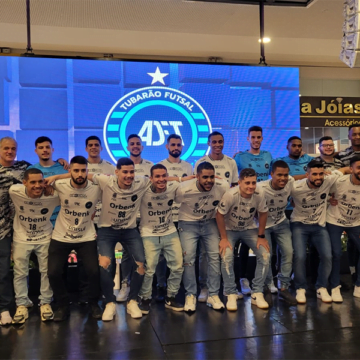 Tubarão Futsal apresenta elenco para a temporada e lança plano de sócio-torcedor