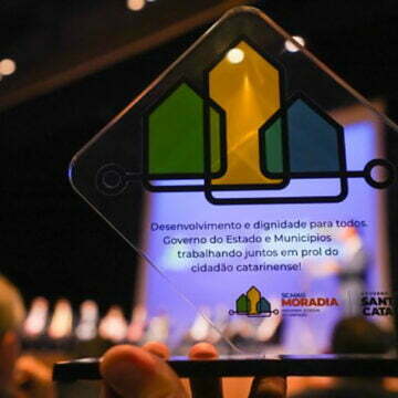 Imaruí recebe repasse de mais de R$ 1 milhão para construção de casas por meio do SC Mais Moradia Imaruí recebe repasse de mais de R$ 1 milhão para construção de casas por meio do SC Mais Moradia