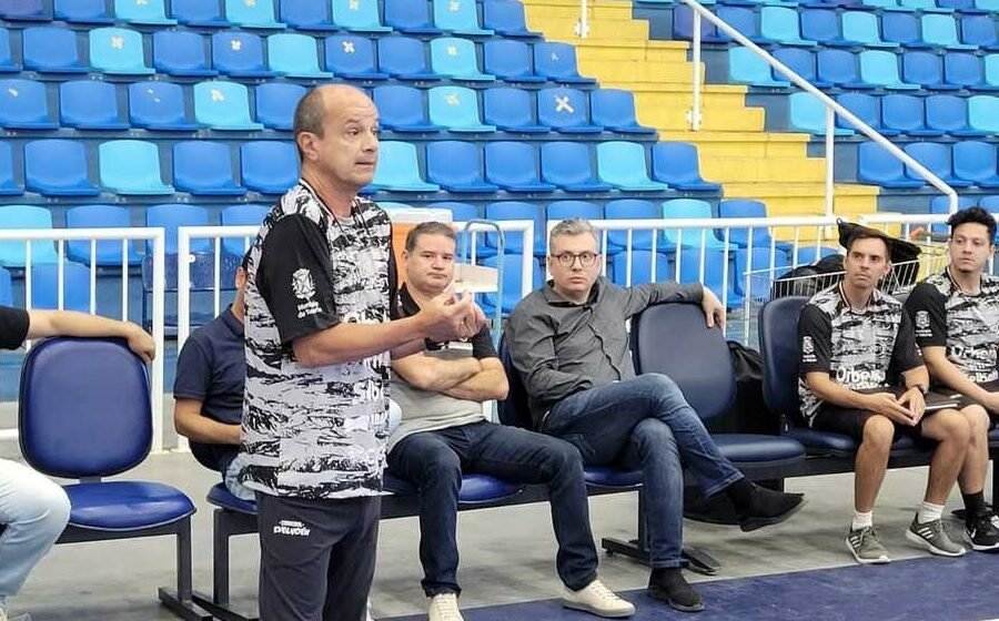 Morruga é eleito o melhor treinador de Futsal da Liga Nacional em maio