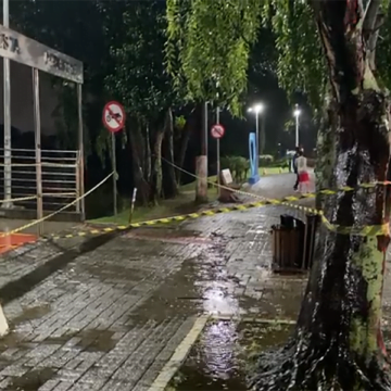 Passarela Ângelo Antônio Zaboti, em Tubarão, é interditada após relato de choque elétrico