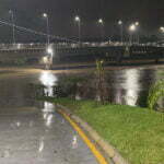 Tubarão alerta para possível transbordamento do rio e decreto de situação de emergência