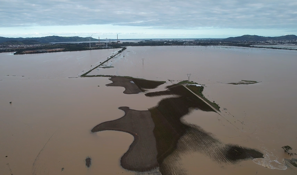 Após discussão e paralisação, obra de canal é concluída e águas escoam para o Rio Capivari