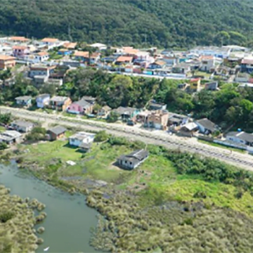 Justiça determina que município de Imbituba regularize ocupações no entorno da Lagoa Paes Leme Justiça determina que município de Imbituba regularize ocupações no entorno da Lagoa Paes Leme