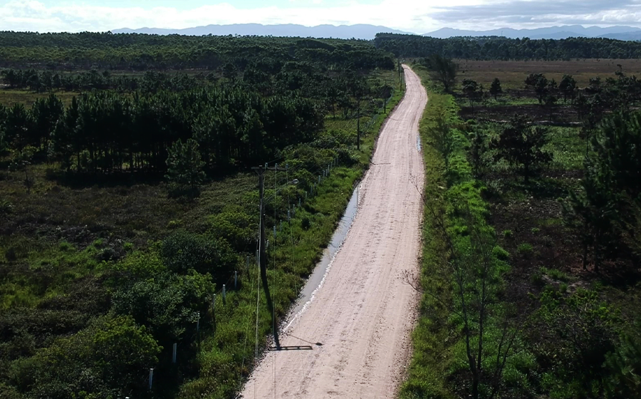 Laguna abre licitação para pavimentar acesso à Praia do Sol e interligação à Praia do Gi