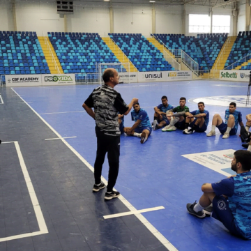 Tubarão Futsal entra em quadra neste domingo pela Liga Futsal