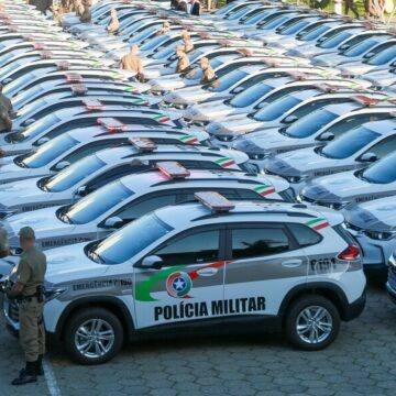 Polícia Militar entrega novas viaturas para a região e ativa batalhões de Imbituba e Braço do Norte Polícia Militar entrega novas viaturas para a região e ativa batalhões de Imbituba e Braço do Norte