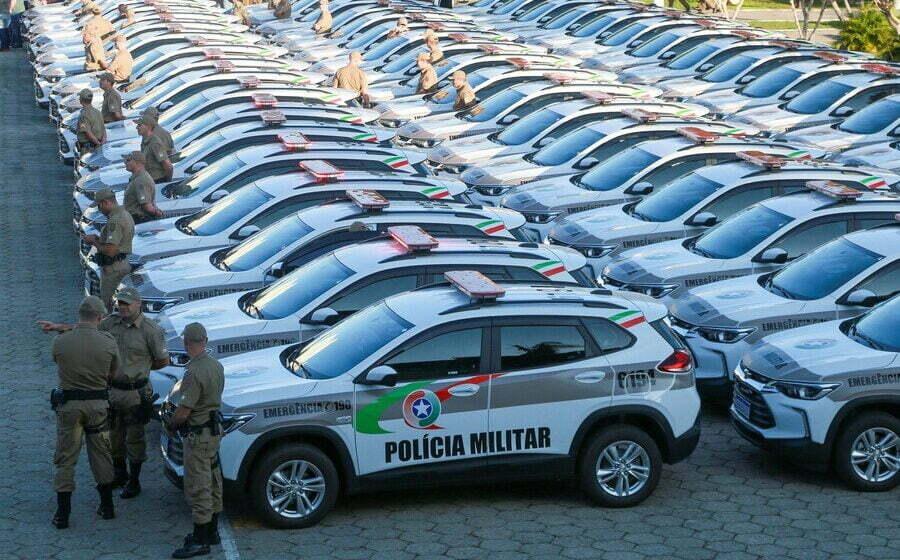 Polícia Militar entrega novas viaturas para a região e ativa batalhões de Imbituba e Braço do Norte Polícia Militar entrega novas viaturas para a região e ativa batalhões de Imbituba e Braço do Norte