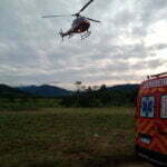 Jovem fica gravemente ferido após queda de moto em Imaruí