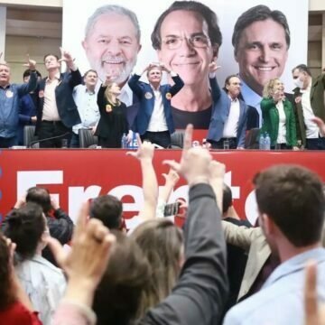 PT oficializa a candidatura de Décio Lima ao governo de Santa Catarina PT oficializa a candidatura de Décio Lima ao governo de Santa Catarina