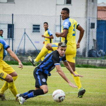 Atlético Tubarão perde em casa e está rebaixado para a terceira divisão do Catarinense