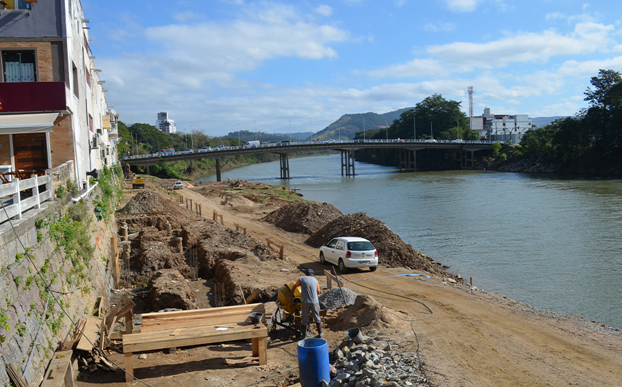 Primeira etapa de construção do deck no Rio Tubarão está quase finalizada