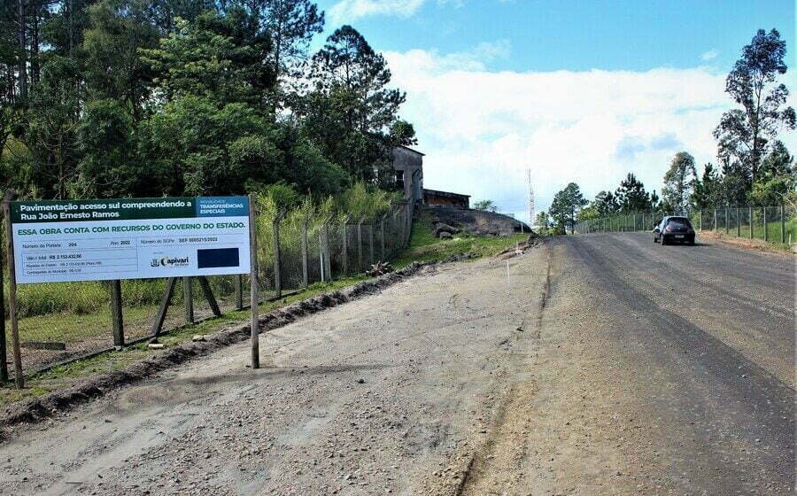 Obras de pavimentação do Acesso Sul de Capivari de Baixo são iniciadas