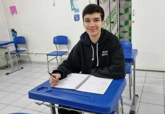 Estudante de Tubarão é finalista em festival nacional de matemática