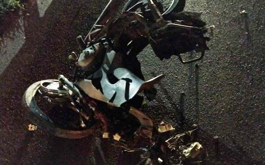 Motociclista morre em colisão contra carro na BR-101, em Laguna