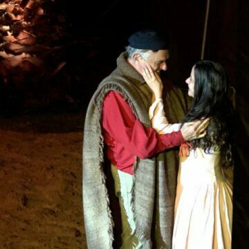 Comércio terá horário especial durante apresentações da Tomada de Laguna Comércio terá horário especial durante apresentações da Tomada de Laguna