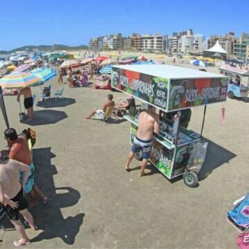 Laguna abre credenciamento para ambulantes na temporada de verão Laguna abre credenciamento para ambulantes na temporada de verão