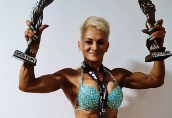 Atleta Laura Boppré é novamente premiada em tradicional evento de fisiculturismo