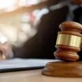 Homem é condenado a 62 anos de prisão após estuprar três netas da companheira