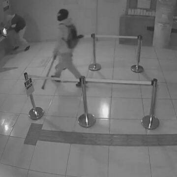 Criminosos arrombam lotérica e furtam dois cofres em Sangão; VÍDEO