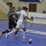 Em jogo com nove gols, Tubarão Futsal vence o Blumenau pelo Campeonato Catarinense