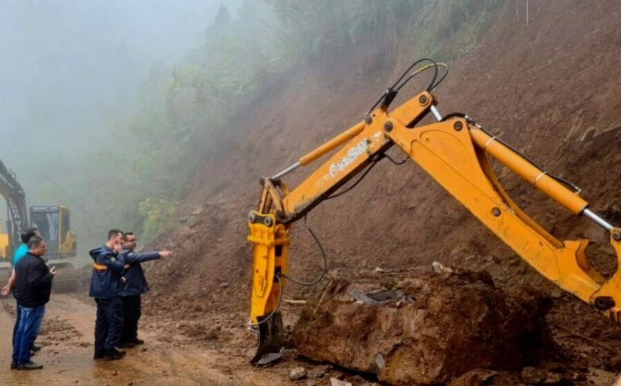 Serra do Rio do Rastro segue interditada por alto risco de deslizamentos
