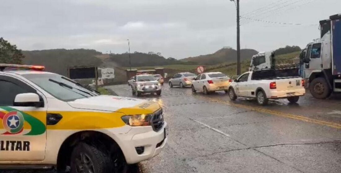 Serra do Rio do Rastro tem tráfego liberado, mas rotas alternativas ainda devem ser usadas