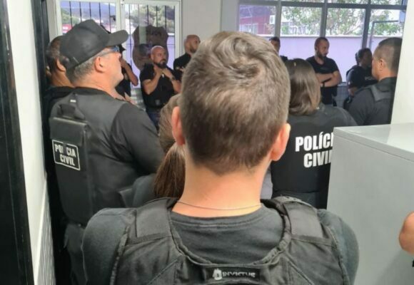 Polícia Civil apura supostos crimes eleitorais praticados por funcionários públicos em Imbituba
