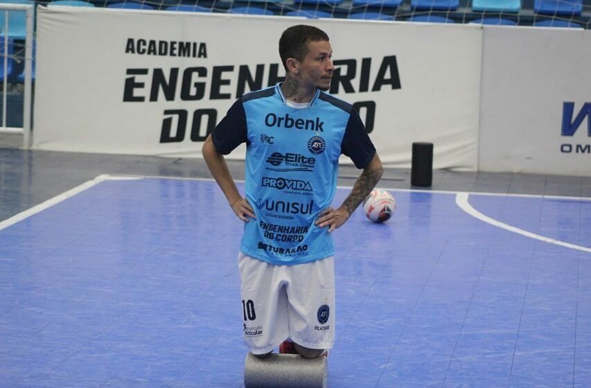Tubarão Futsal recebe Joaçaba em duelo pela defesa da vice-liderança