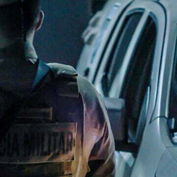 Homem morre após ser esfaqueado durante briga em bar Homem morre após ser esfaqueado durante briga em bar