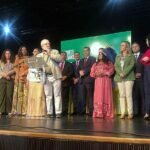 Lula anuncia mais 16 ministros e conclui formação de novo governo