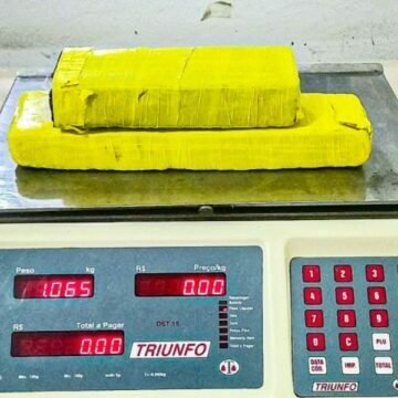 Adolescente de 17 anos é apreendido transportando maconha, em Tubarão