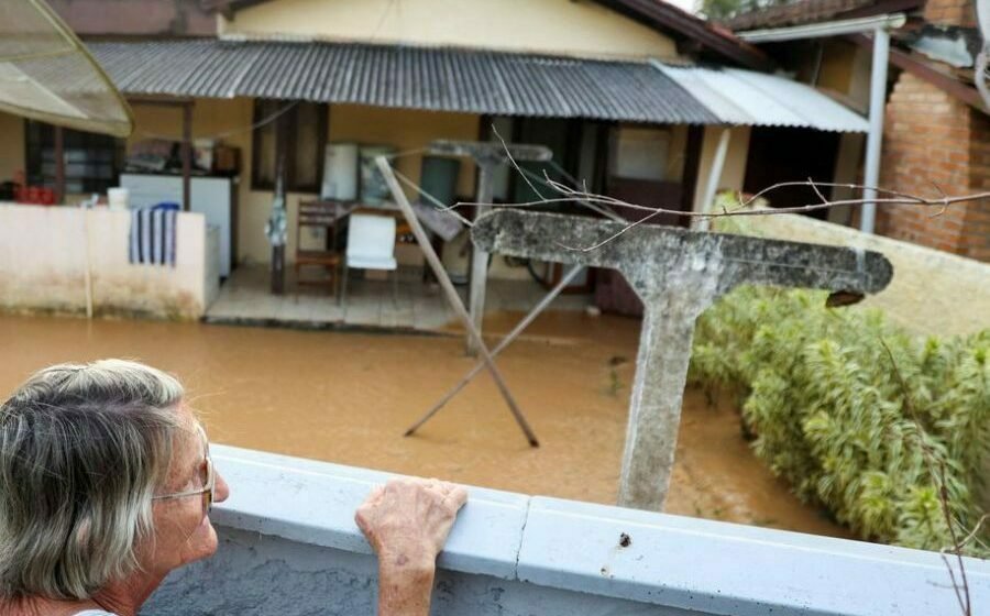 Chuvas matam duas adolescentes em Camboriú, no Norte do estado