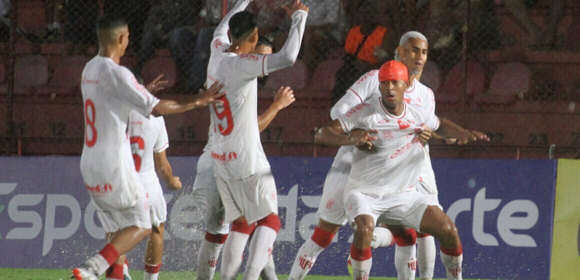 Após vencer na estreia, Hercílio Luz enfrenta o Vasco neste sábado pela Copa São Paulo de Futebol Jr.