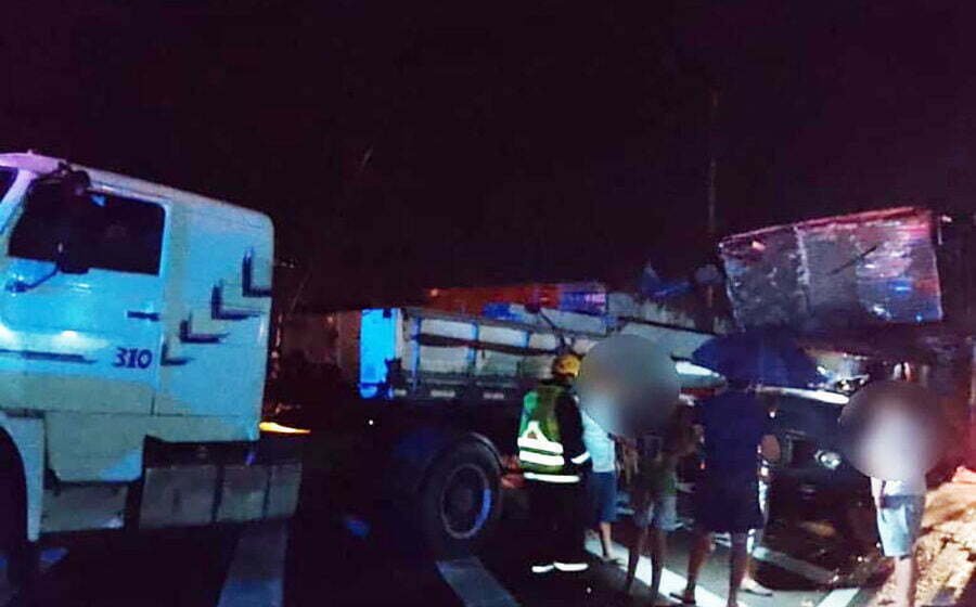 Colisão entre carreta e caminhão é registrada em Jaguaruna