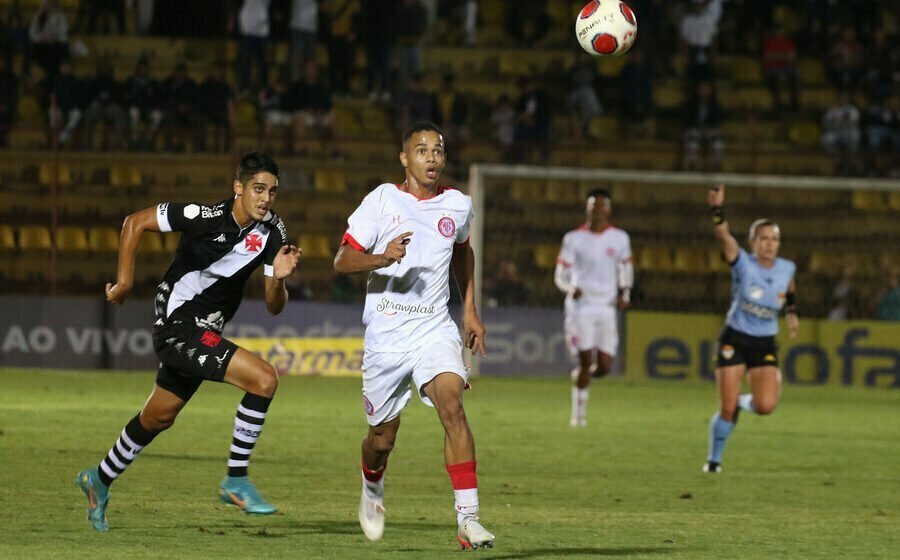 Hercílio Luz perde para o Vasco na segunda rodada da Copinha