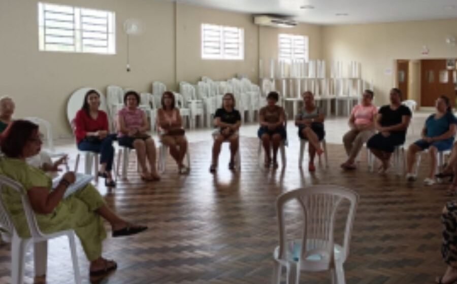Lideranças femininas de Capivari de Baixo planejam eventos para mulheres