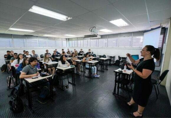 Santa Catarina anuncia investimento de R$ 505 milhões no Uniedu para 2023