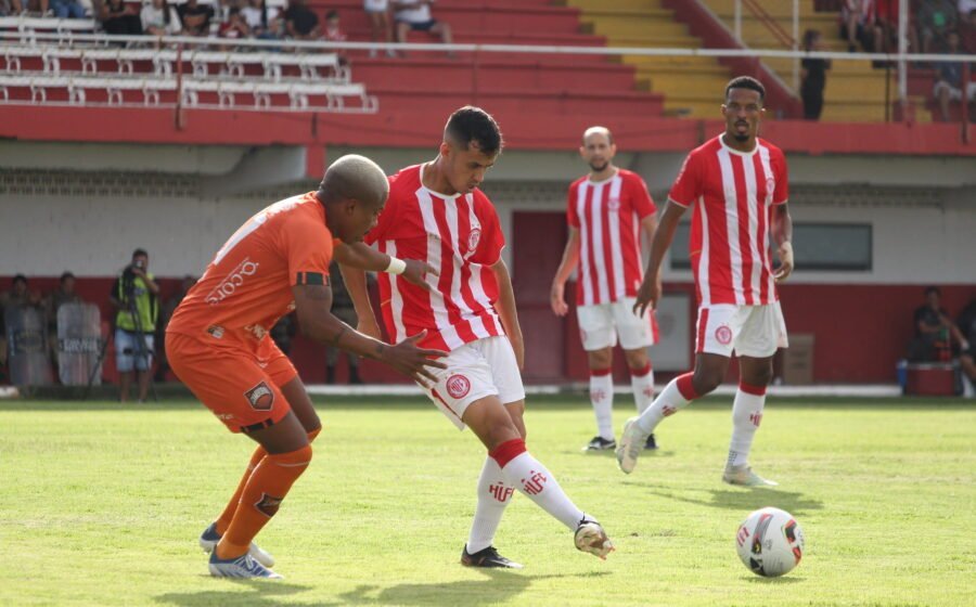 Hercílio Luz se defende de possível irregularidade na inscrição de jogadores no Catarinense