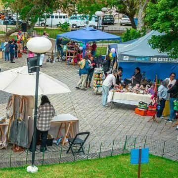Final de semana de feira, caminhada, teatro e dança no Mercado Público de Laguna Final de semana de feira, caminhada, teatro e dança no Mercado Público de Laguna