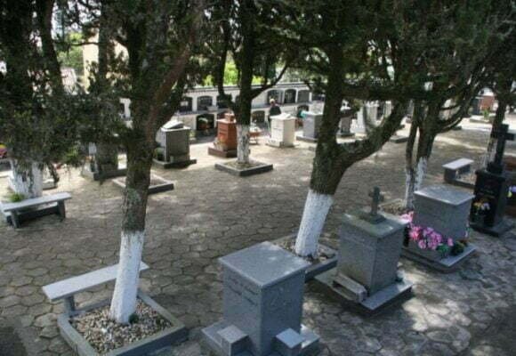 MPSC ajuíza Ação Civil Pública para que Município regularize a situação dos cemitérios em Laguna